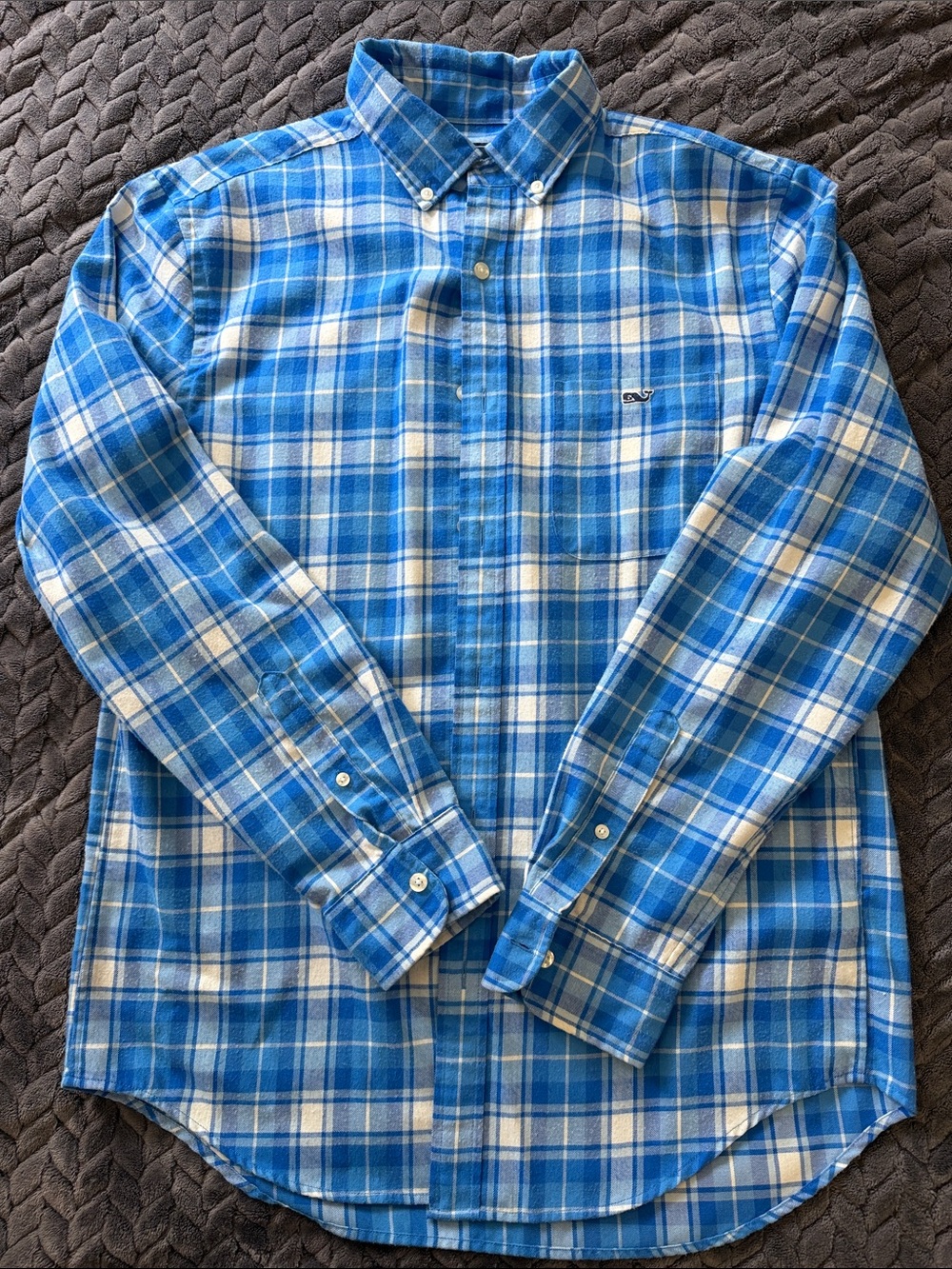 Vineyard Vines Blue and White Plaid Button-Down Shirt Mens Size Medium